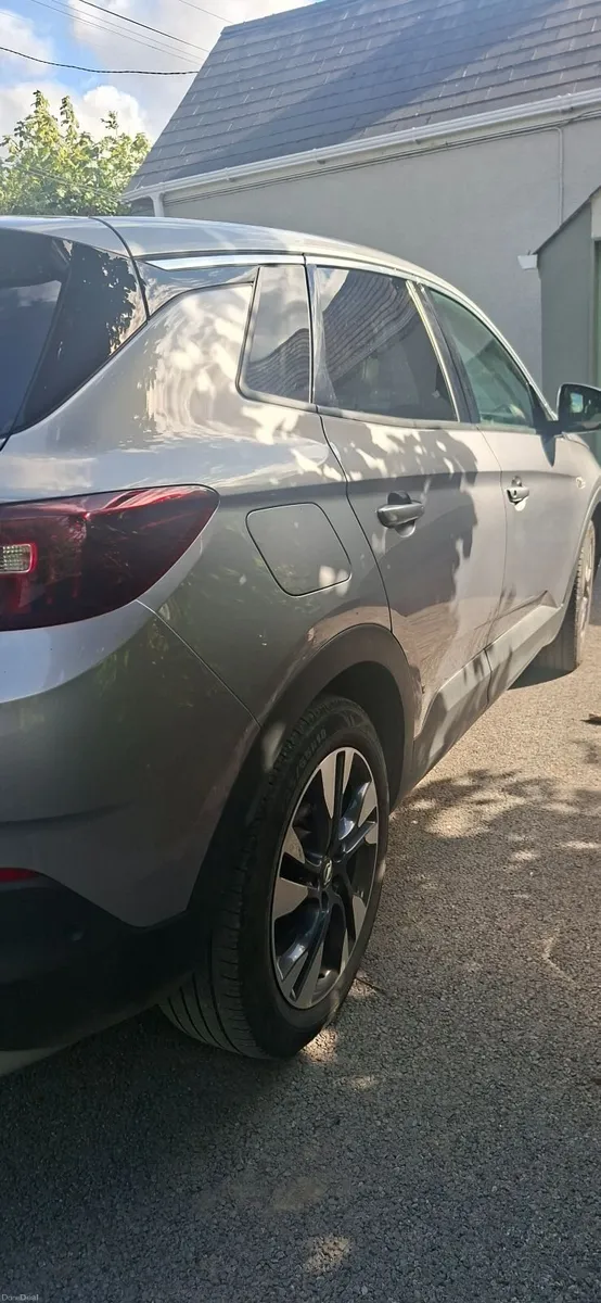 Opel Grandland X 2020 - Image 3