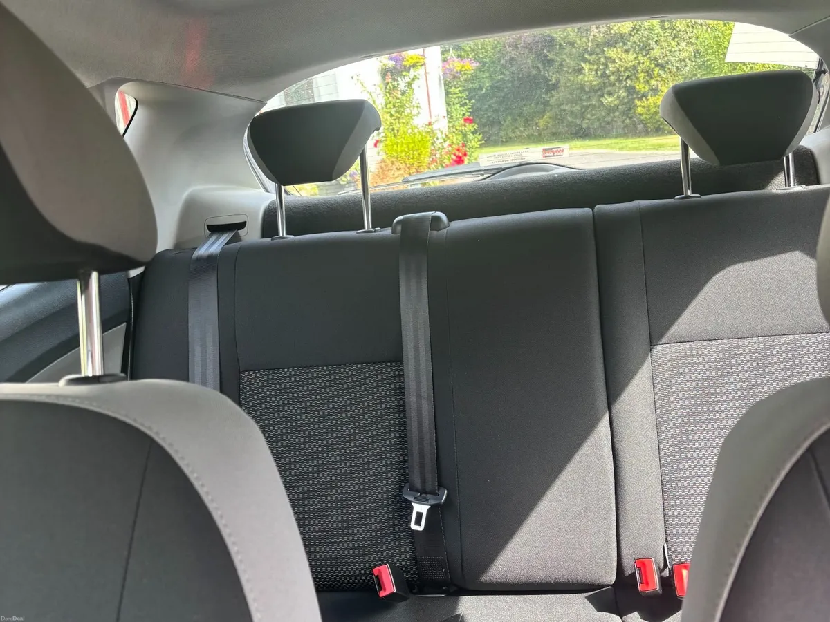 SEAT Ibiza 2016 - Image 4