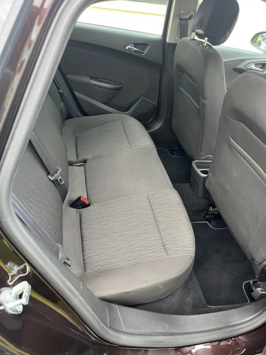 Opel Astra 2018 1.6 CDTI Diesel - Image 4