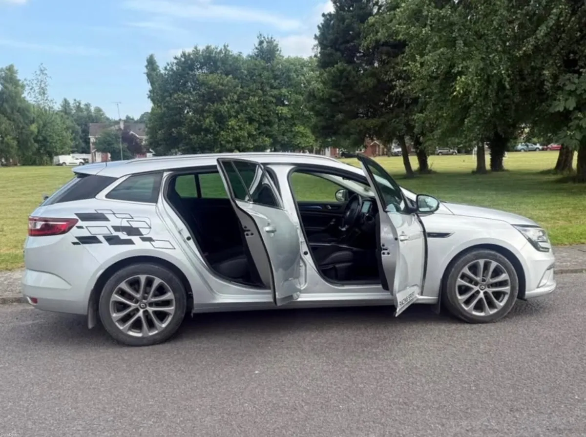 Renault Megane 2017 GT line - Image 6