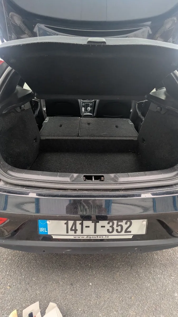 2014 Volvo V40 D2 1.6 Diesel - NCT 05/27 - Image 3