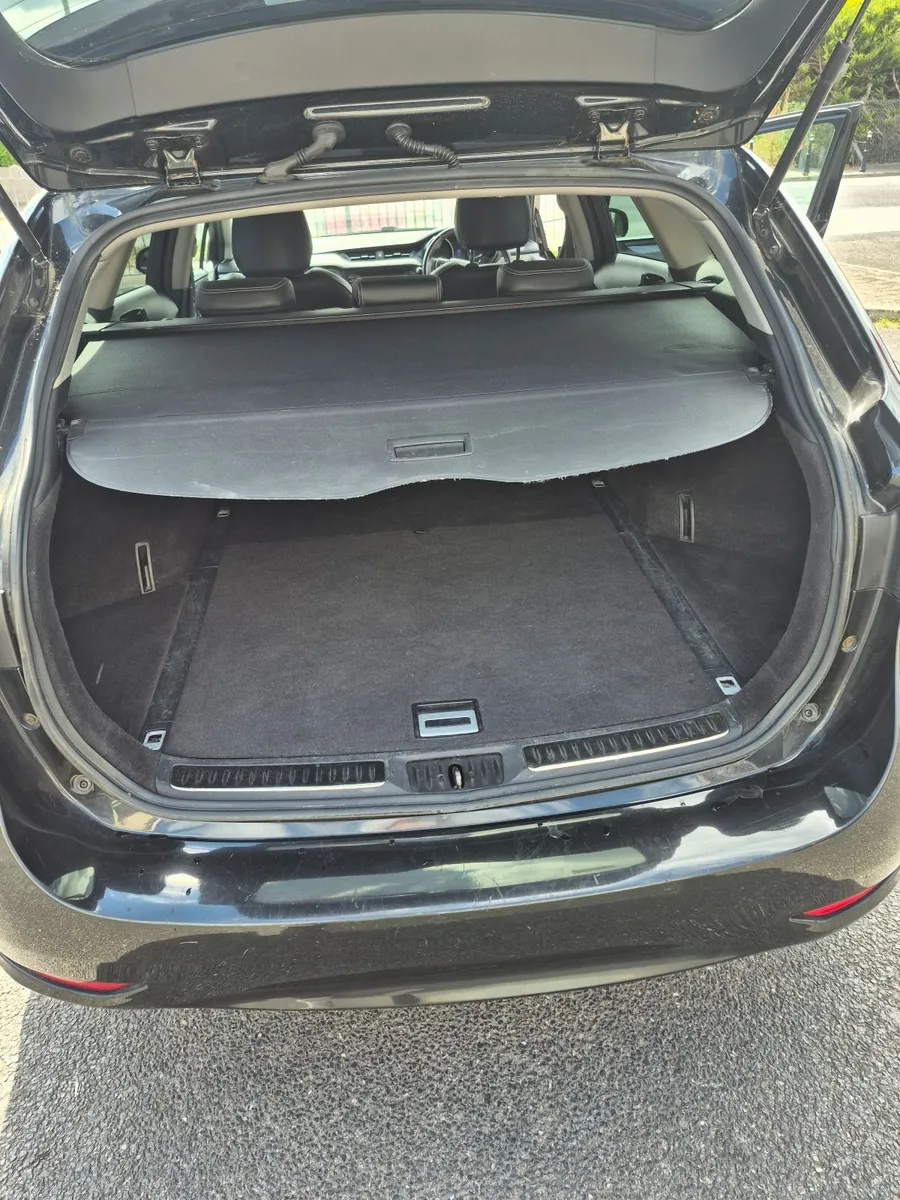 Toyota Avensis 2018 - Image 5