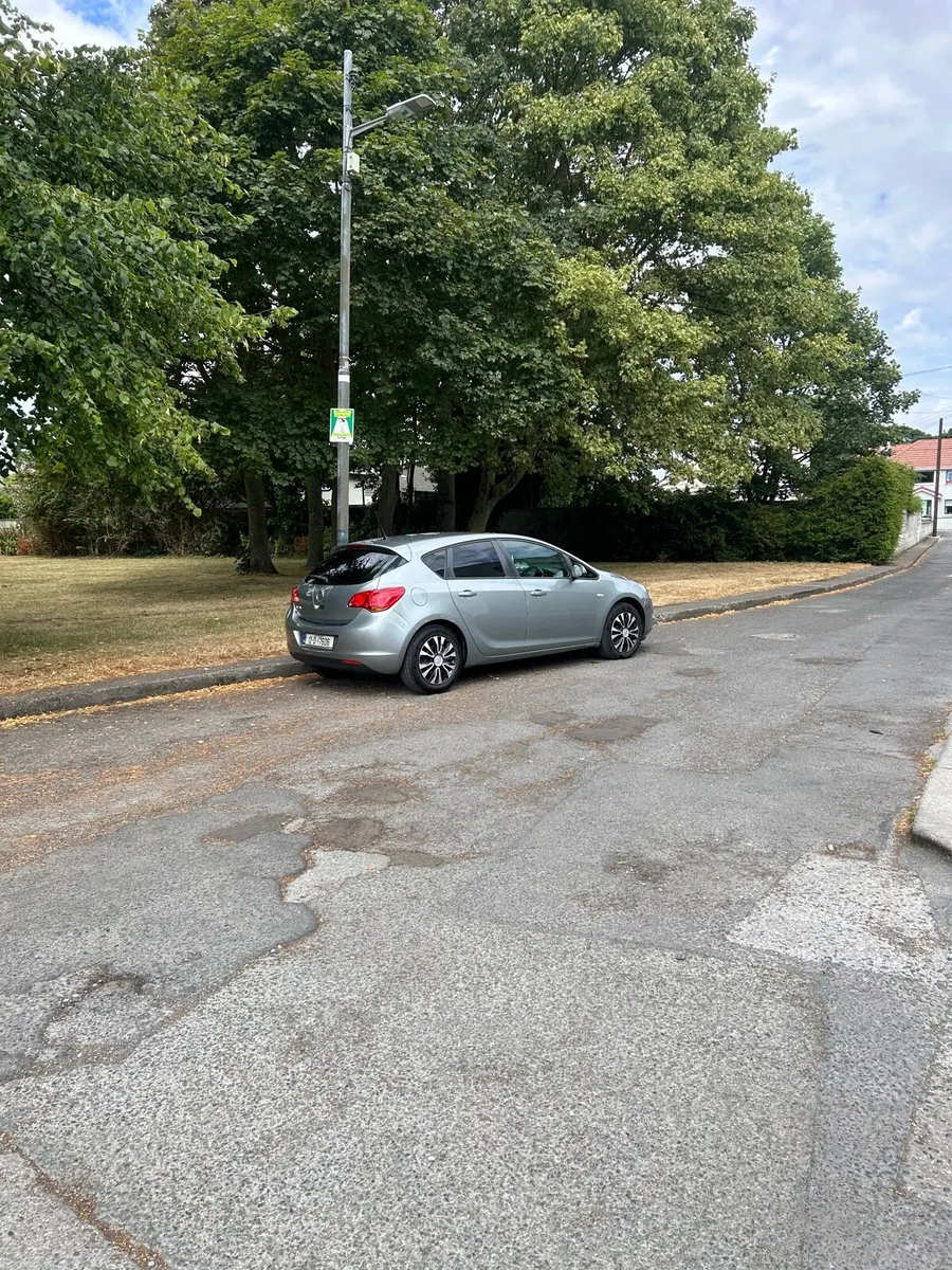 2012 Opel Astra - Image 3