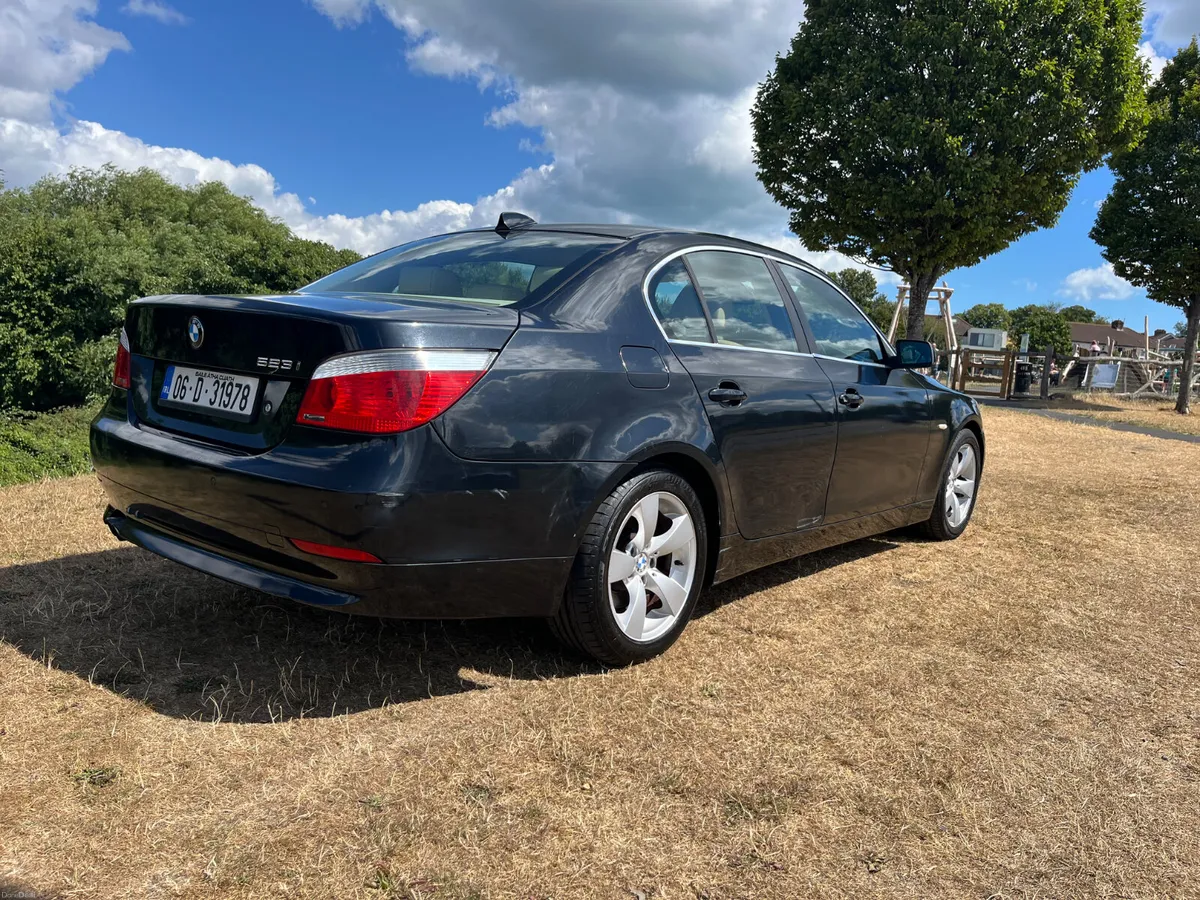 NO RESERVE ONLINE AUCTION 2006 BMW E60 523i PETROL - Image 4
