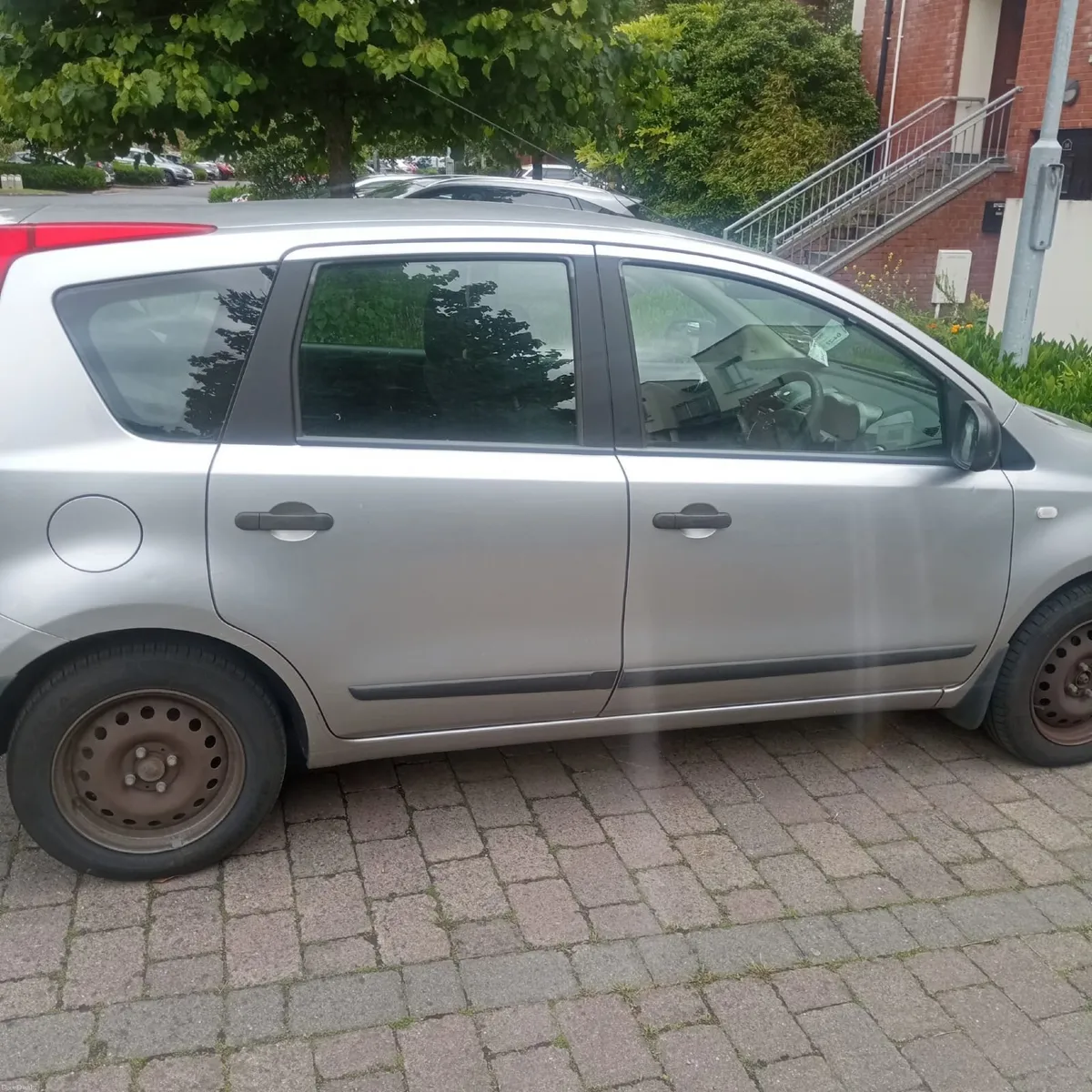 Car - Image 4
