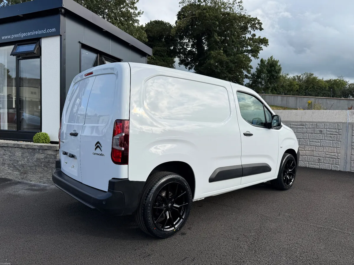 231 CITROEN BERLINGO 1.5 HDI ENTERPRISE AUTOMATIC - Image 6