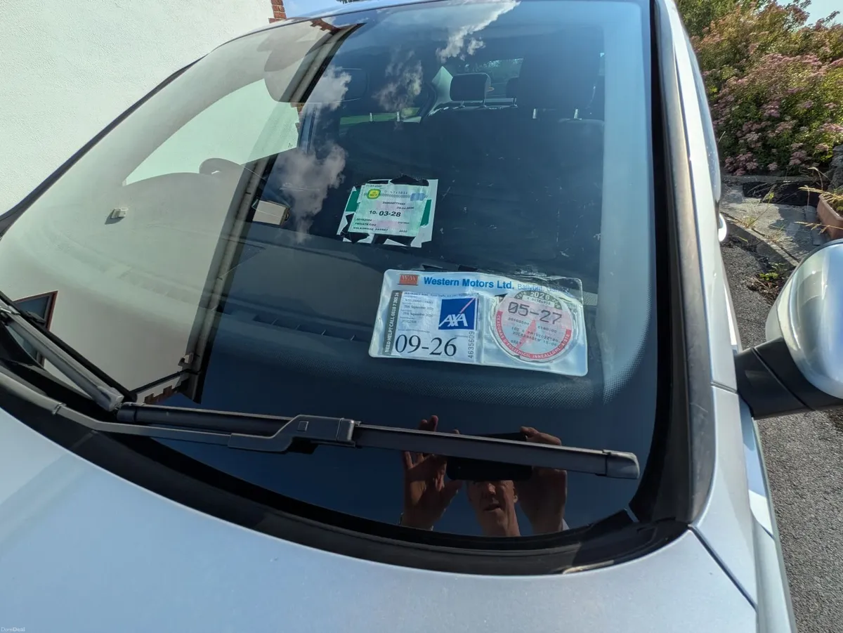 Volkswagen Passat 2020 - Image 4