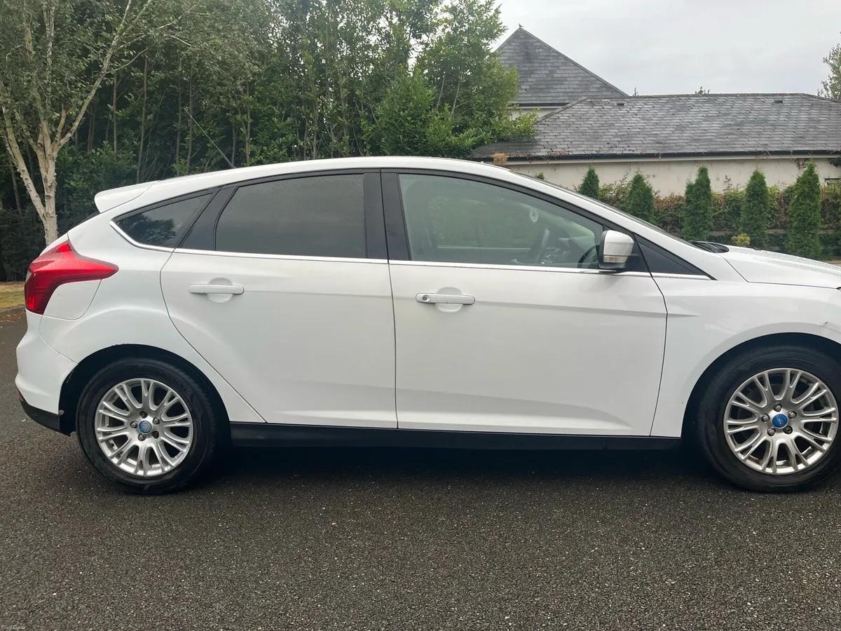 Ford focus - Image 4