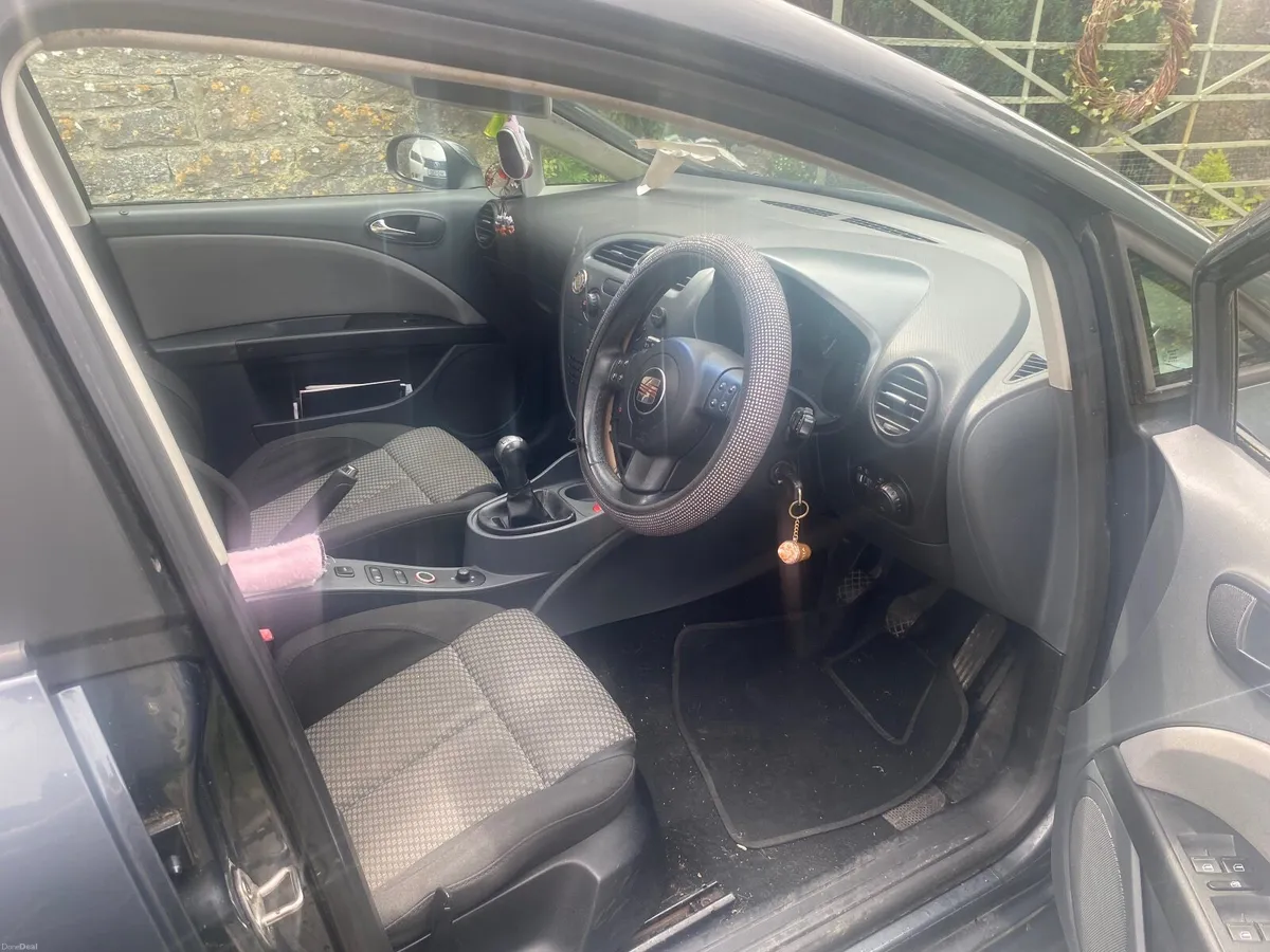SEAT Leon 2008 - Image 3