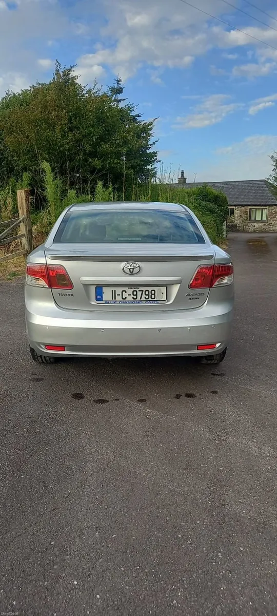 Toyota Avensis 2011 - Image 5