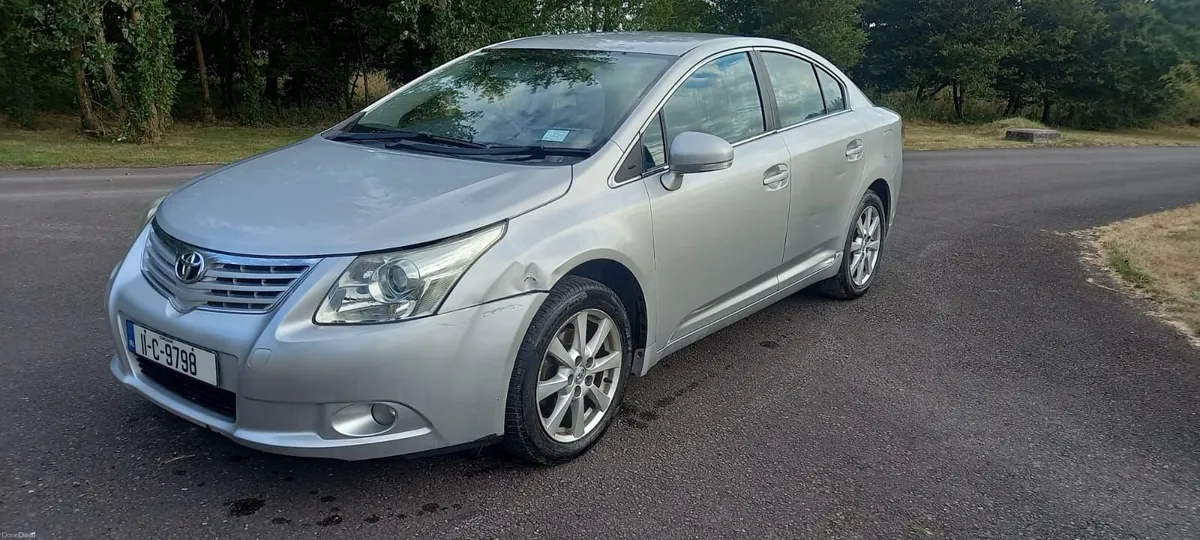 Toyota Avensis 2011 - Image 4