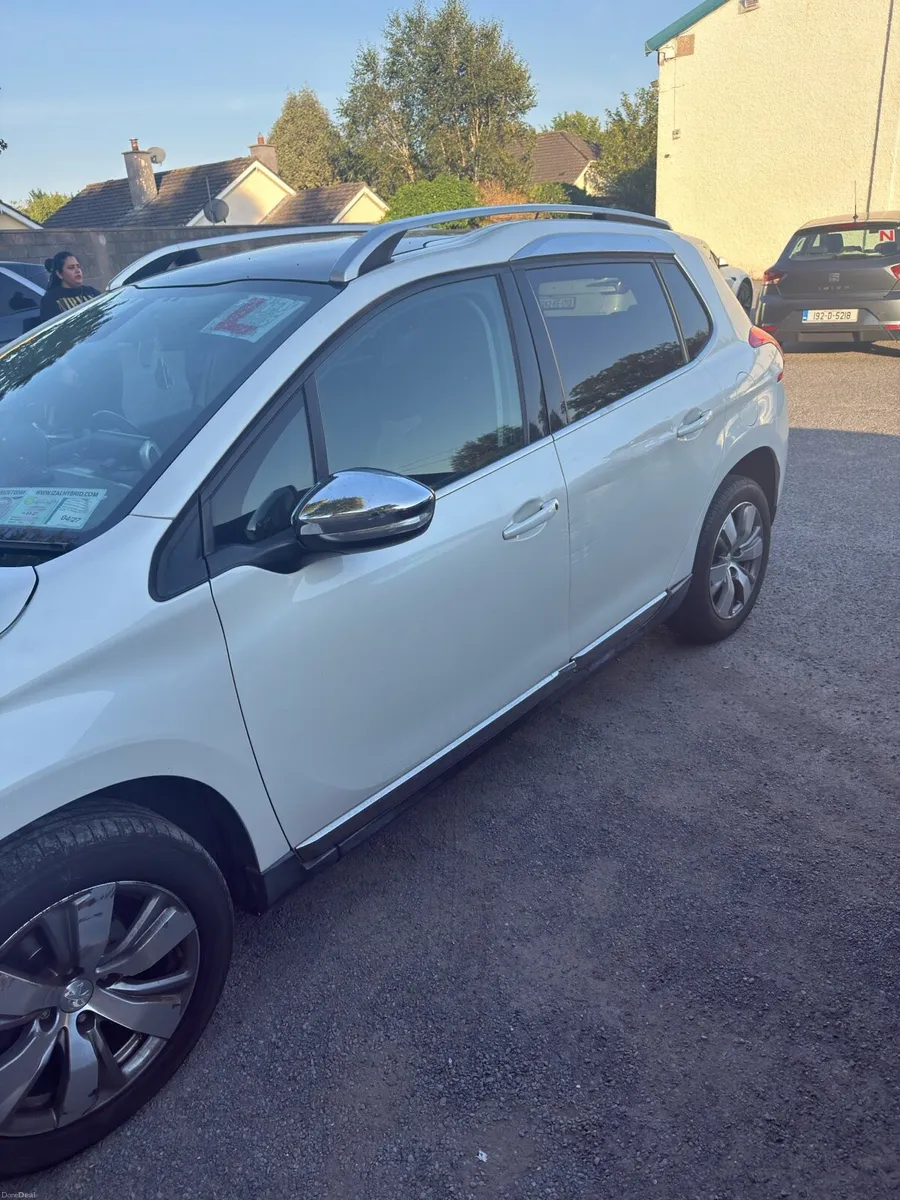 Peugeot 2008 1.2 L petrol automatic - Image 3