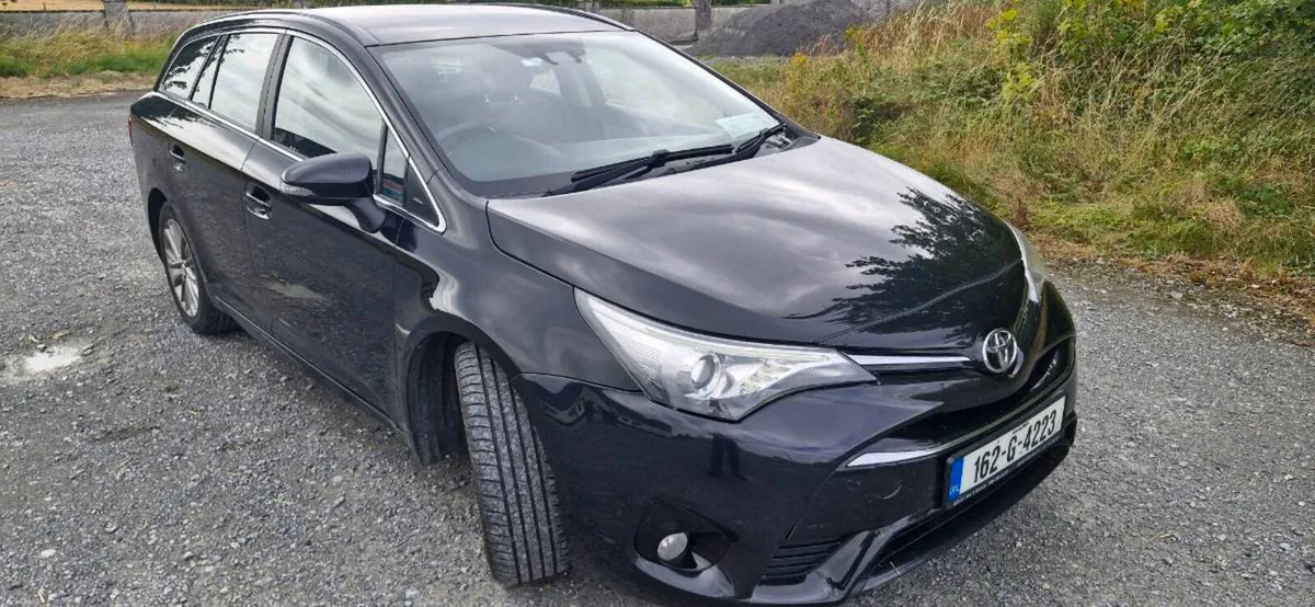 Toyota avensis 2.0 2016 - Image 1