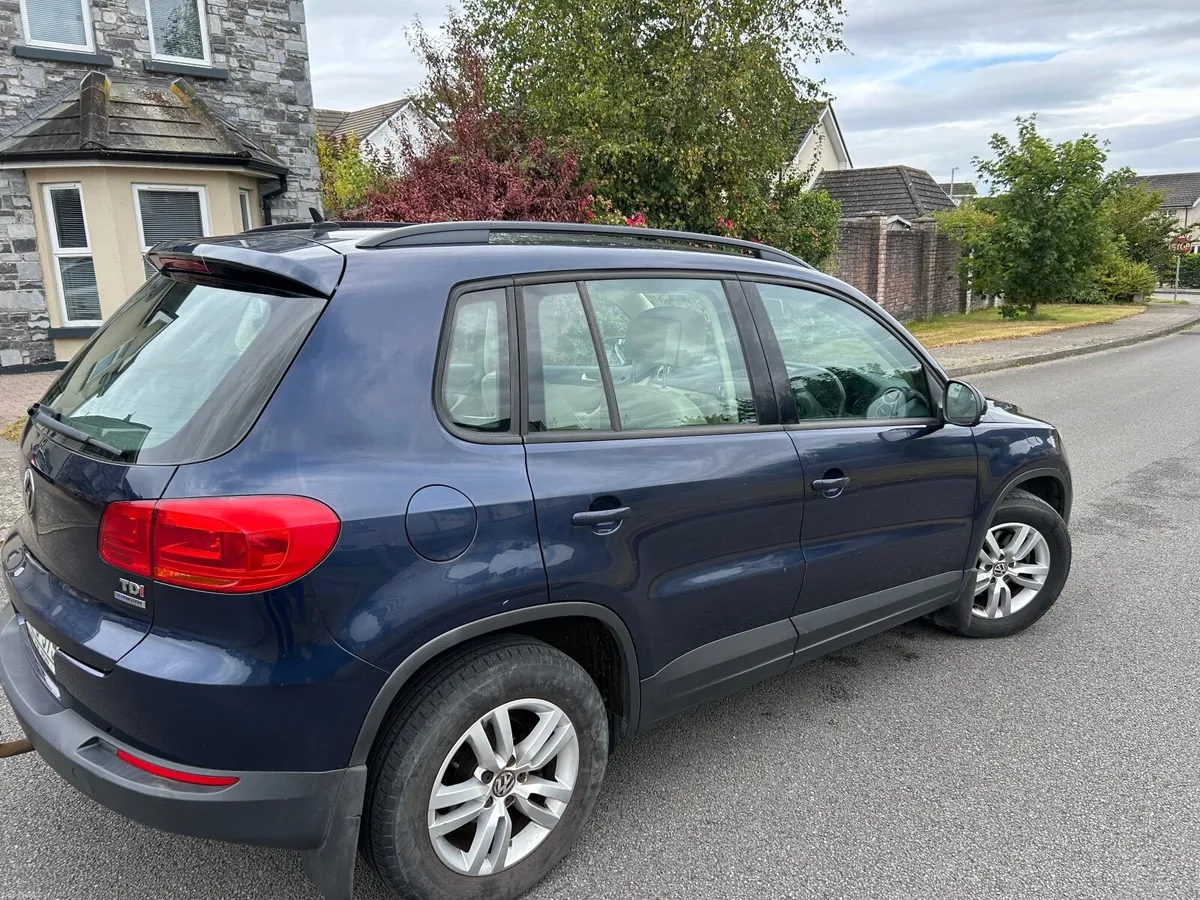 2012 Volkswagen Tiguan 2.0 TDI high spec model - Image 6
