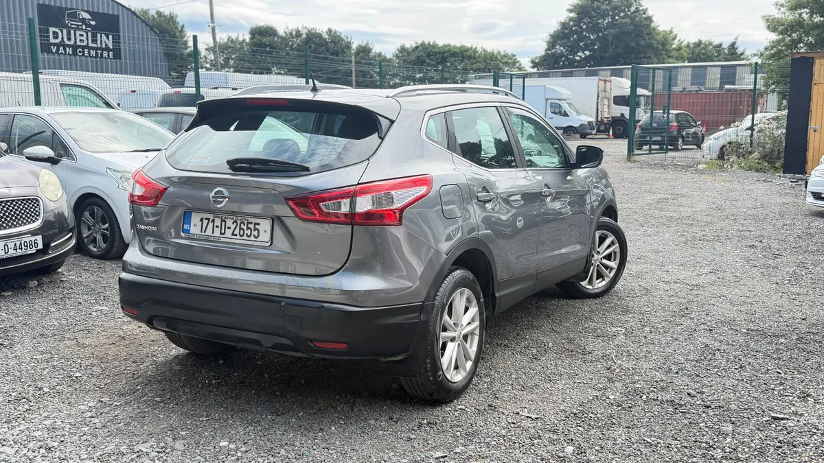Nissan Qashqai 2017 Automatic Low Mileage - Image 4