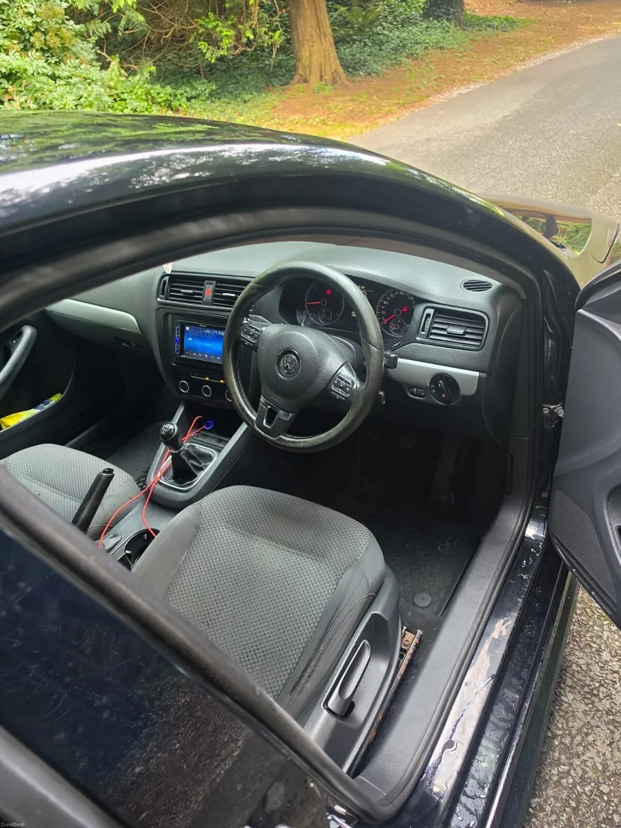 Vw Jetta - Image 2