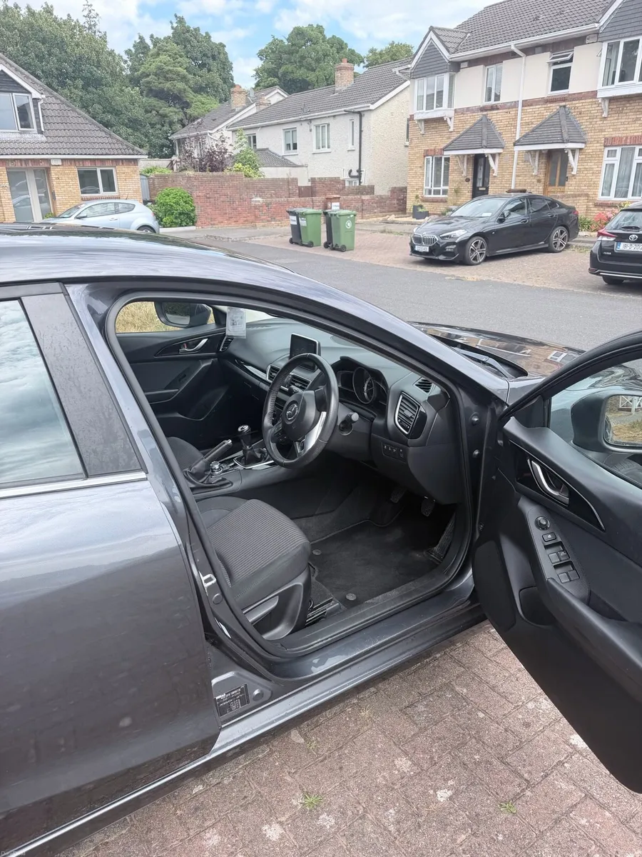 2015 Mazda 3 2.2D Manual Low mileage Fresh NCT - Image 4
