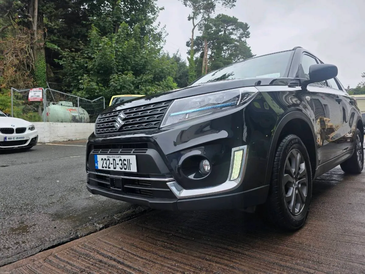 Suzuki Vitara 2023 1.4 Hybrid manual - Image 4