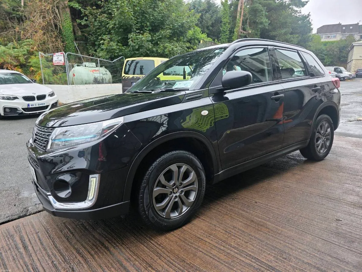 Suzuki Vitara 2023 1.4 Hybrid manual - Image 6