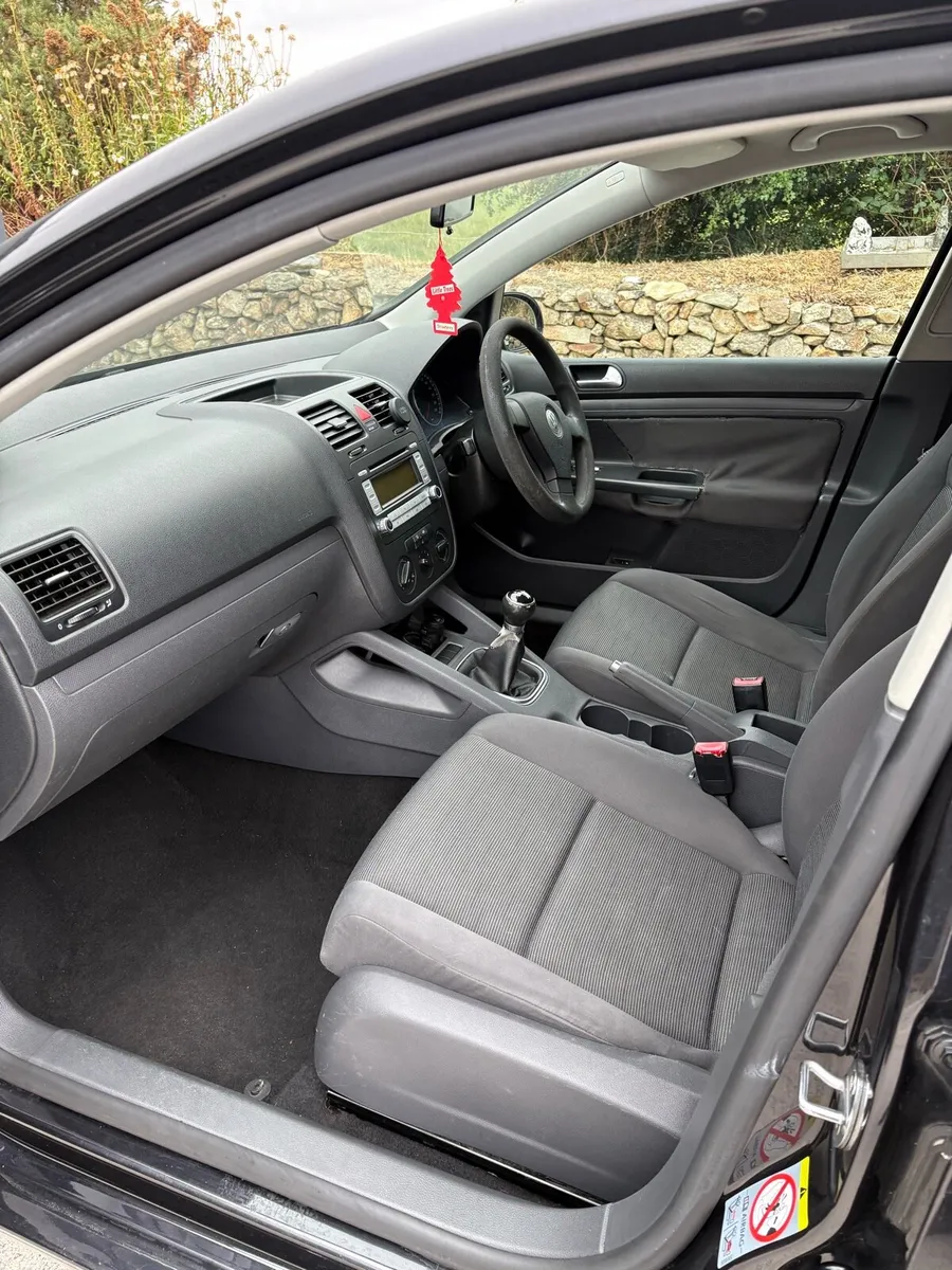 VW GOLF 1.4 petrol - Image 6