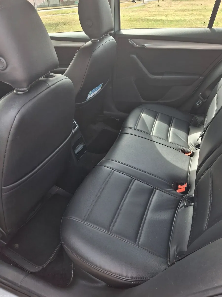 Skoda Octavia 2016 - Image 2