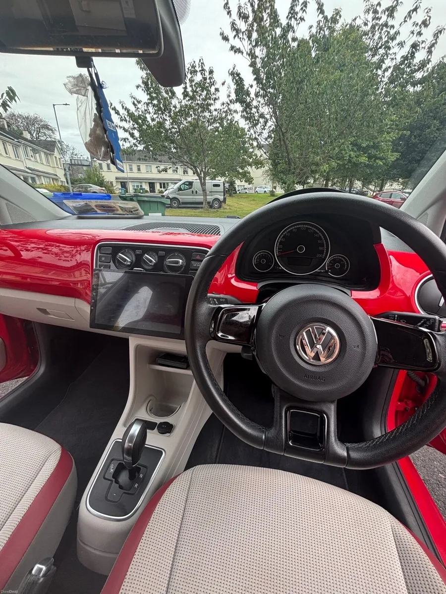 Volkswagen up! 2014 - Image 4