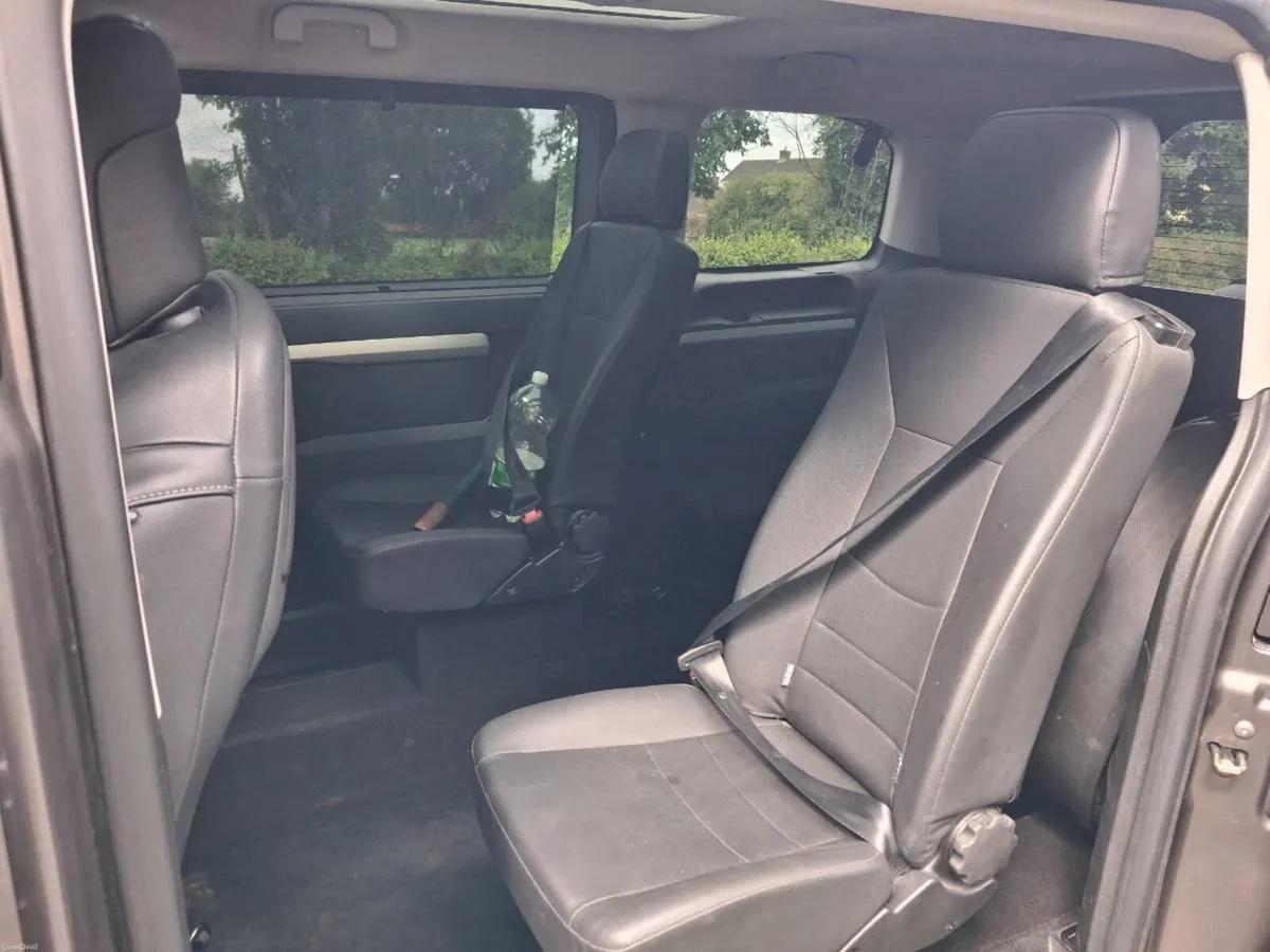 Peugeot traveller wheelchair accessible - Image 4