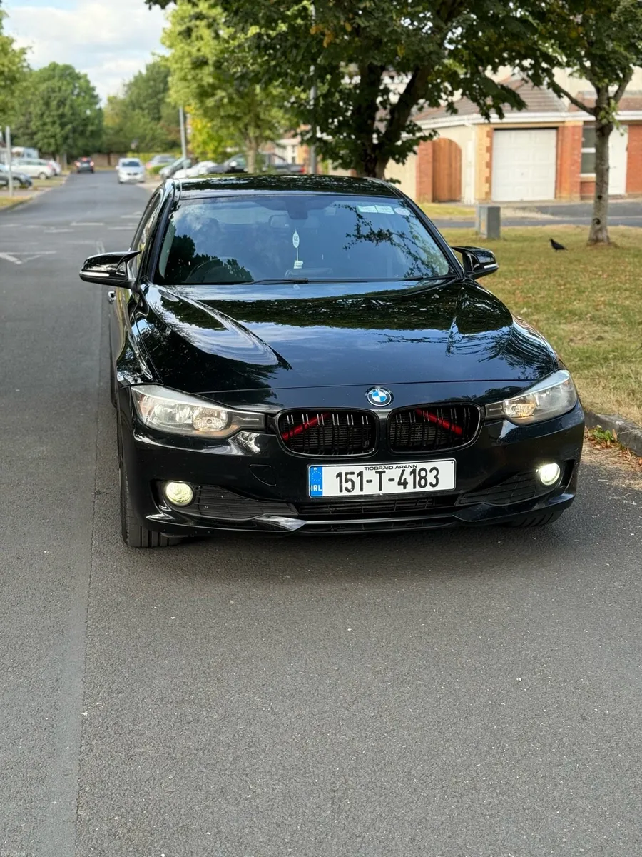 BMW 320D Automatic - Image 2