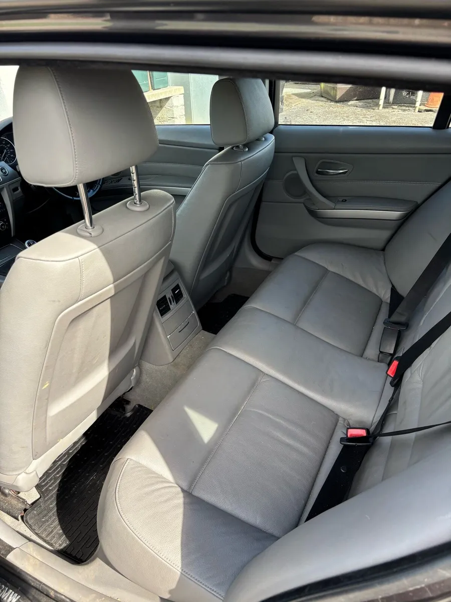 2008 BMW 320d Touring (E91) manual - Image 5