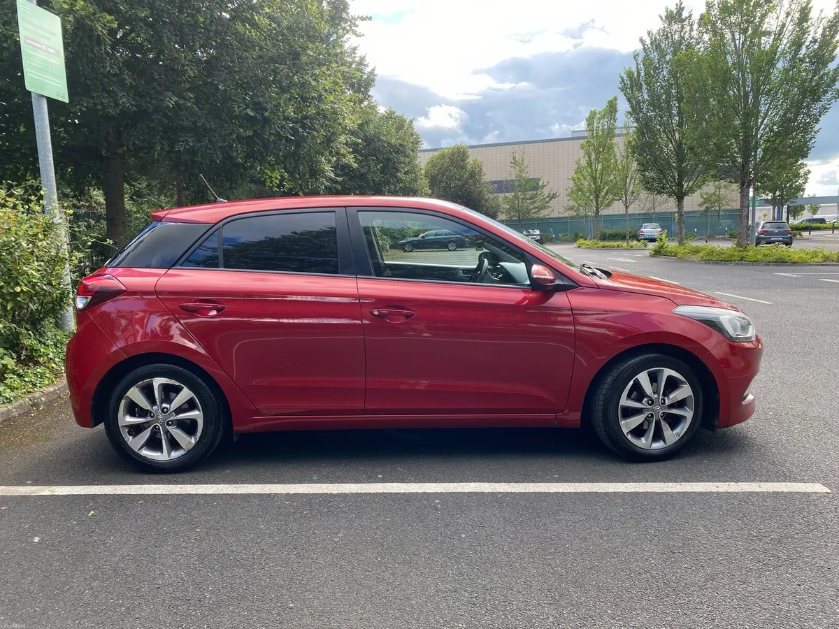 2016 Hyundai i20 Deluxe 5DR 1.2 Petrol - Image 6