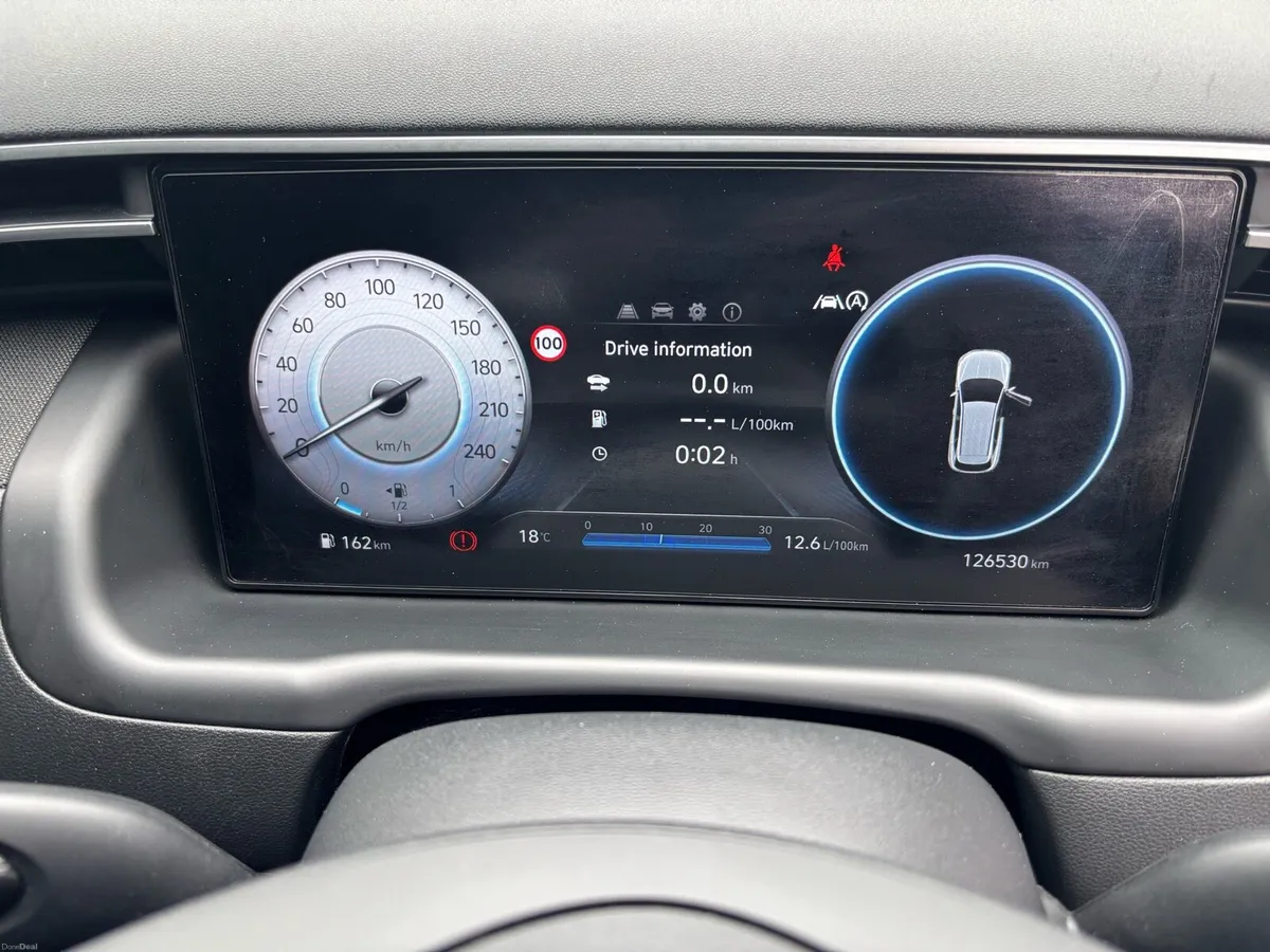 (221) Hyundai Tucson Executive 2022 - Image 6