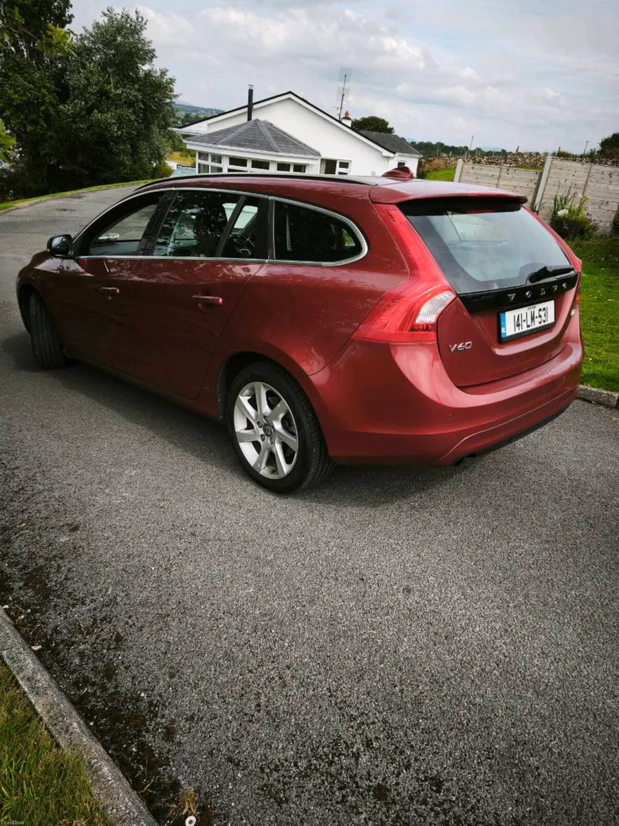 2014 Volvo V60 D2 1.6d Automatic - Image 4