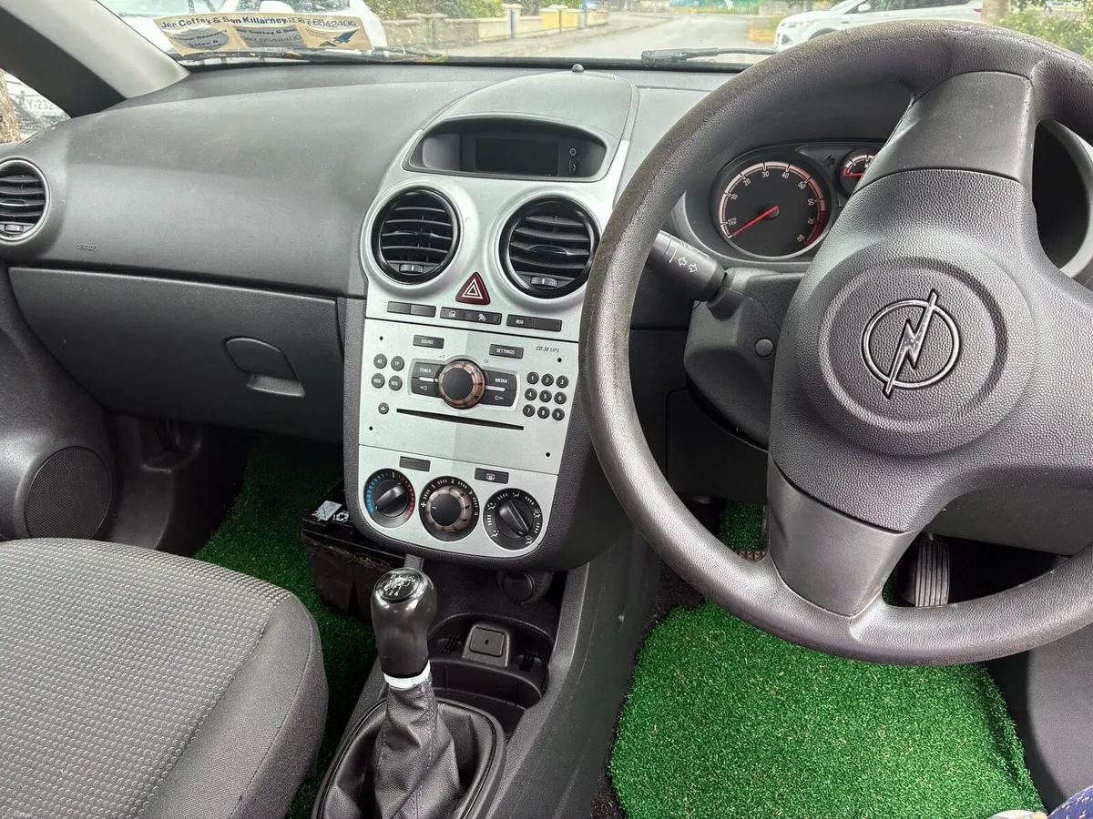 Opel Corsa - Image 4