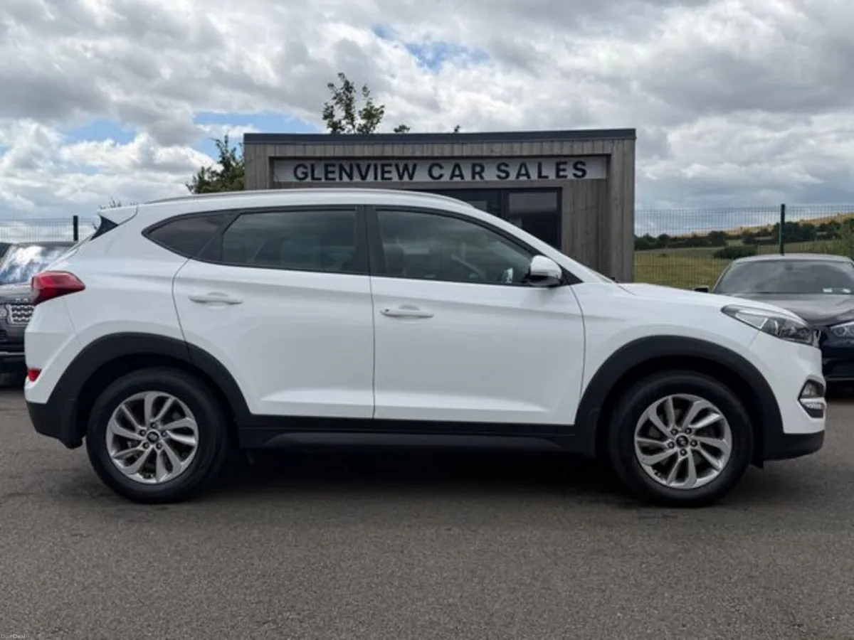 Hyundai Tucson Premium Executive - Image 5