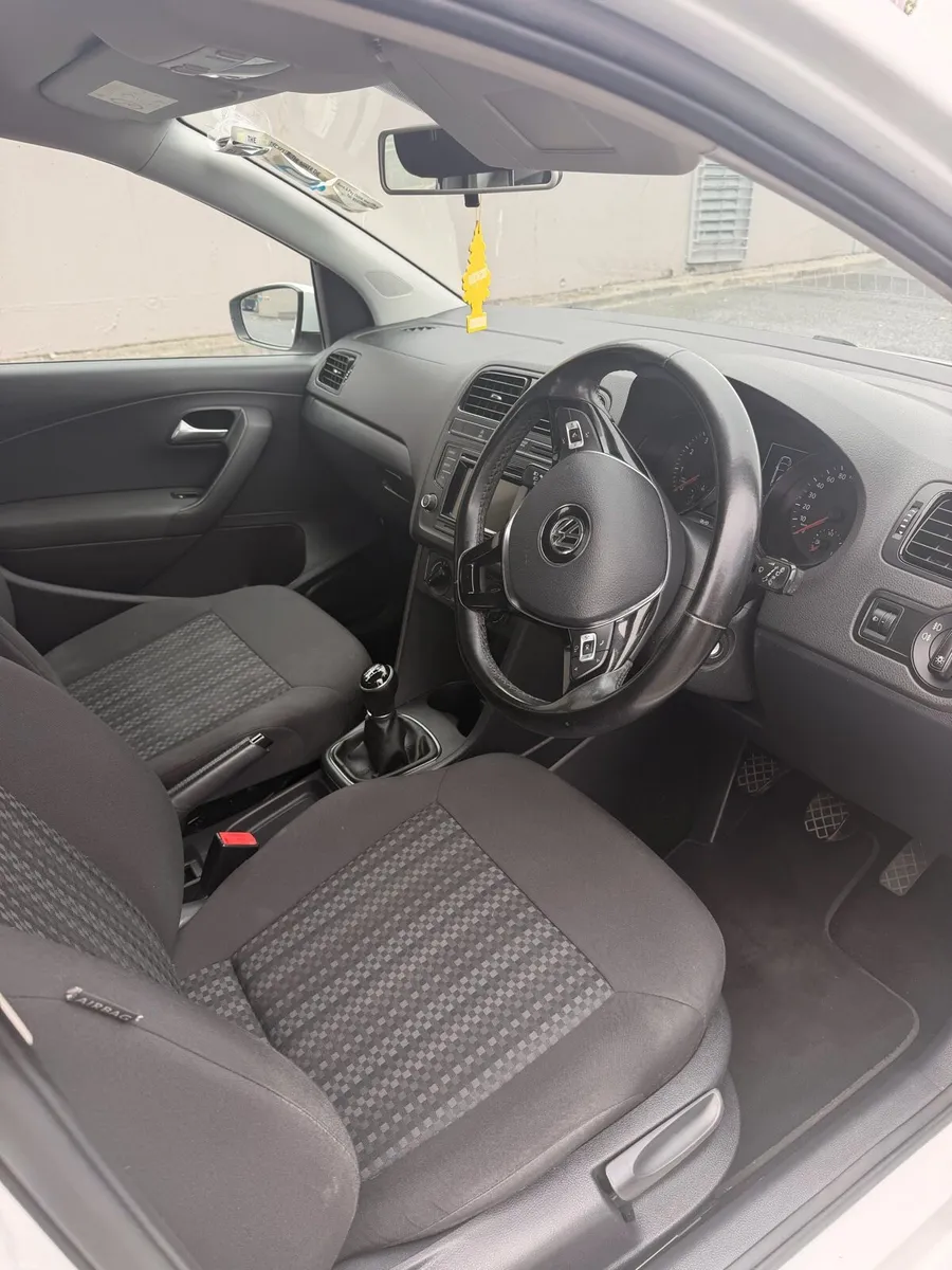 Volkswagen Polo 2016 - Image 5