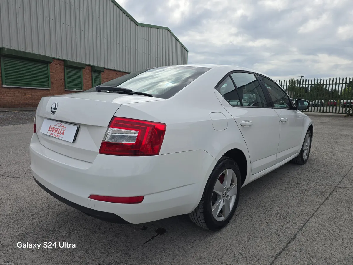 Skoda Octavia 1.6 tdi MINT CONDITION 142 - Image 6