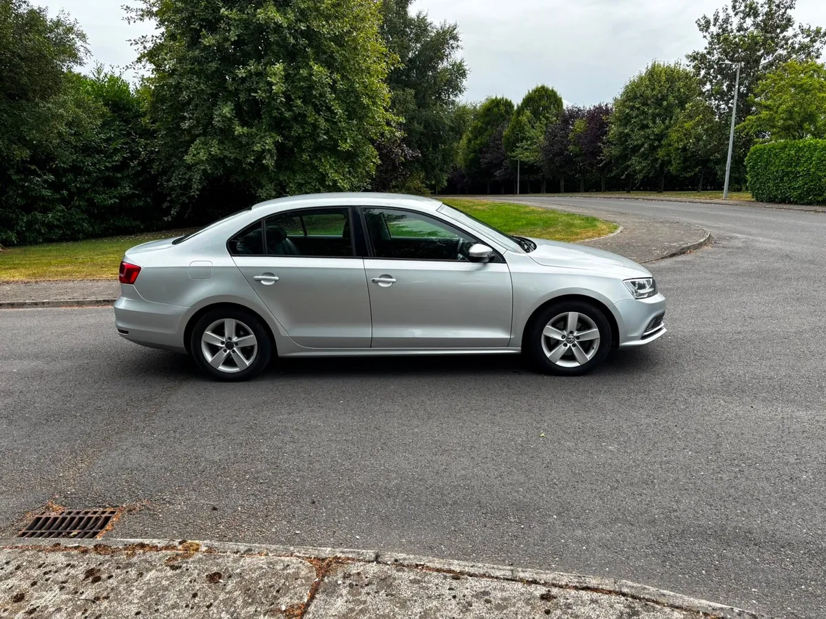 VW Jetta 2.0TDI Auto Fresh NCT - Image 4