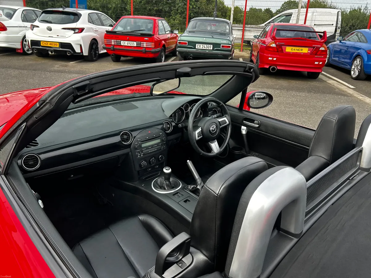 2006 Mazda MX-5 Sport Convetible - Image 3