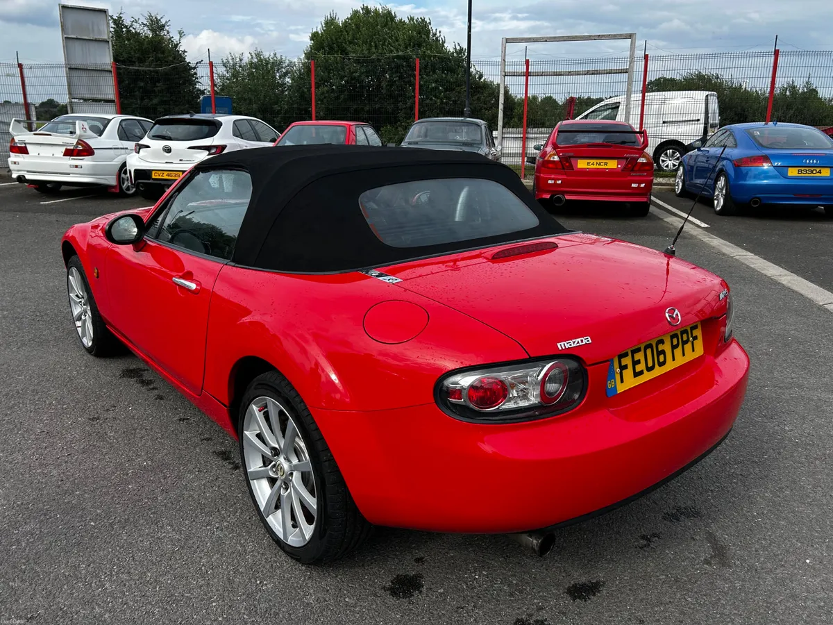 2006 Mazda MX-5 Sport Convetible - Image 4