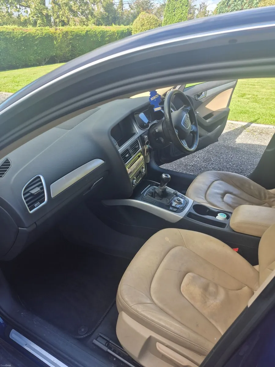 Audi A4 2014 - Image 6