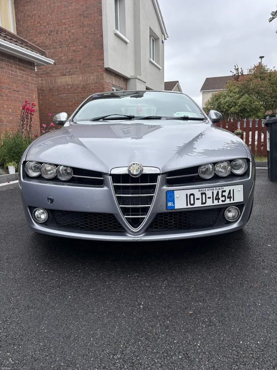 Alfa Romeo 159 2010 - Image 2