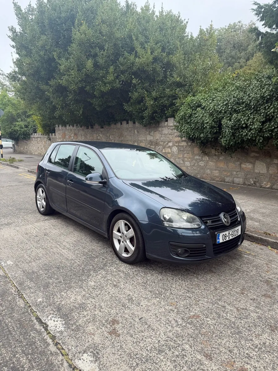 Volkswagen Golf - Image 1