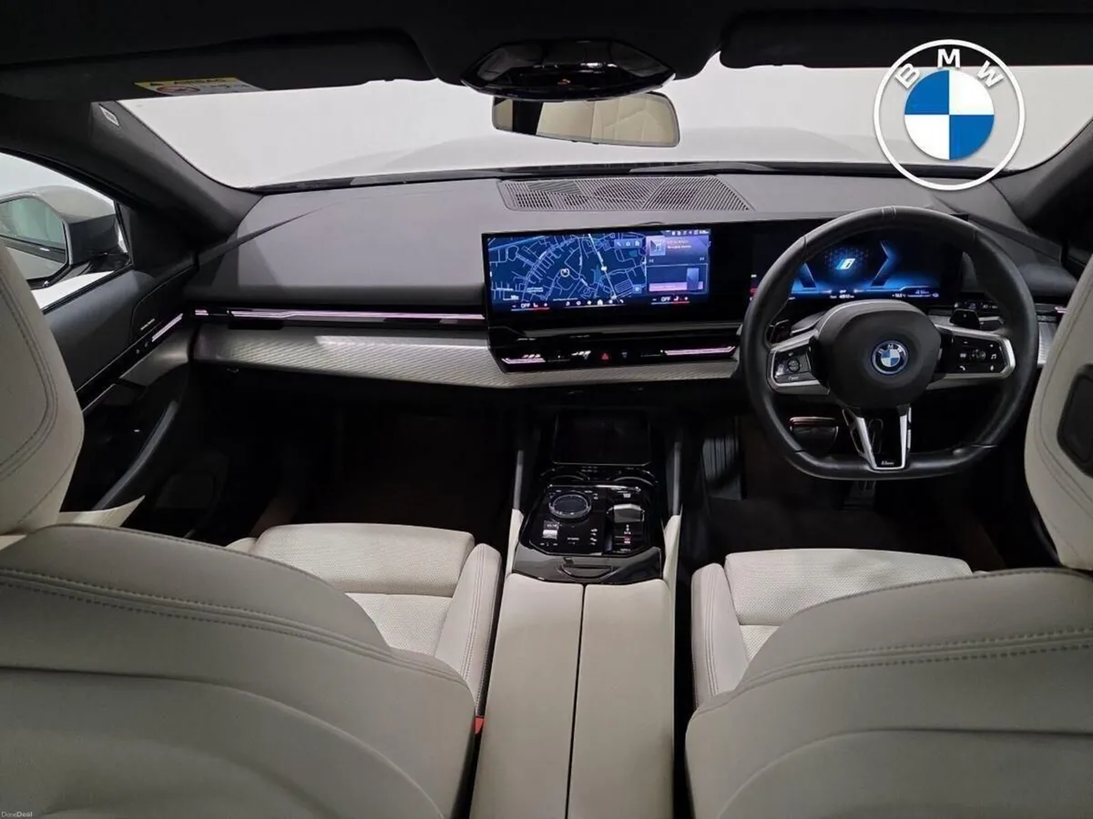 BMW 5-Series 530e M Sport Saloon - Image 4
