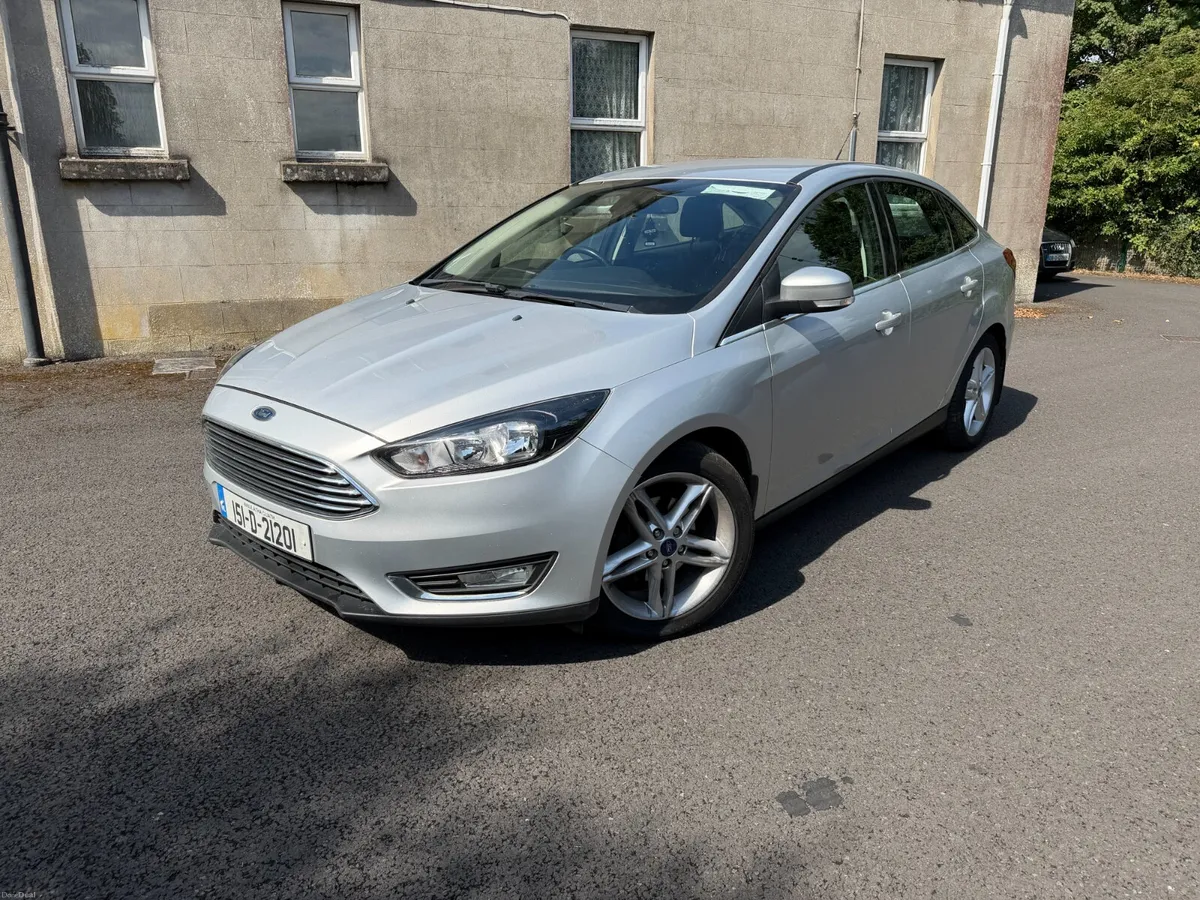 Ford Focus 2015 - Image 2