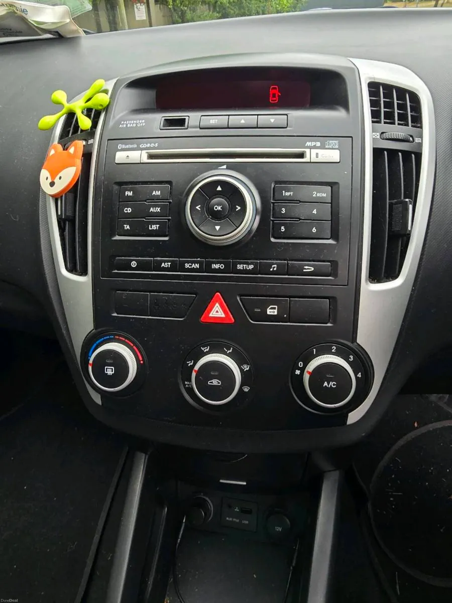 Kia ceed 2010 - Image 2