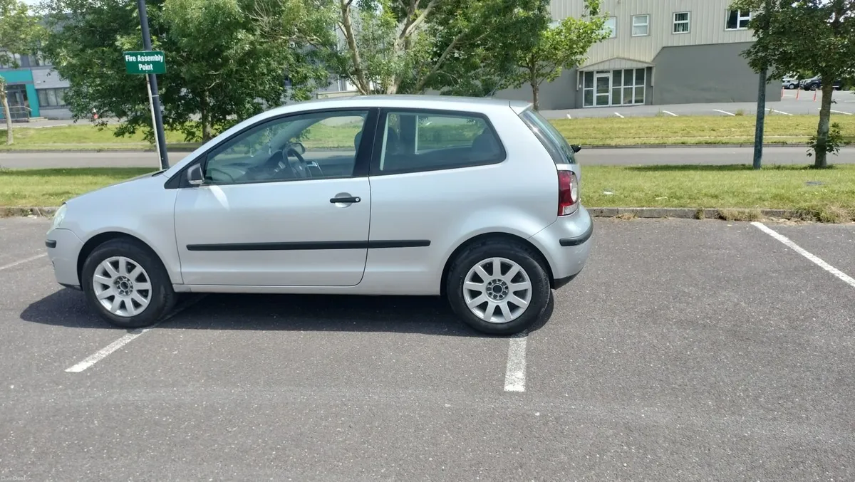 Volkswagen Polo 2009 - Image 4