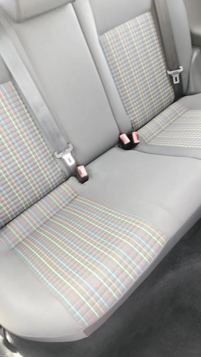 Volkswagen Polo 2009 - Image 6