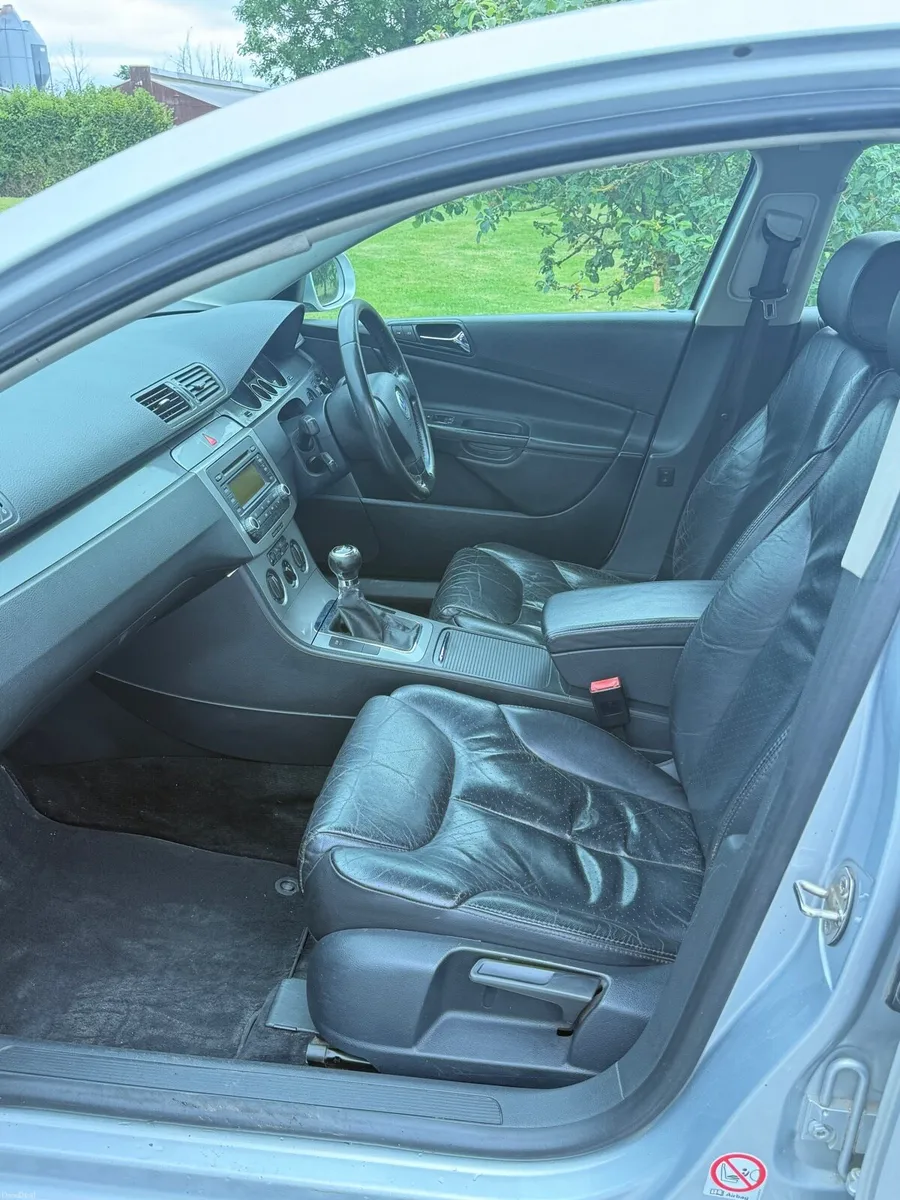 VW Passat - Image 6