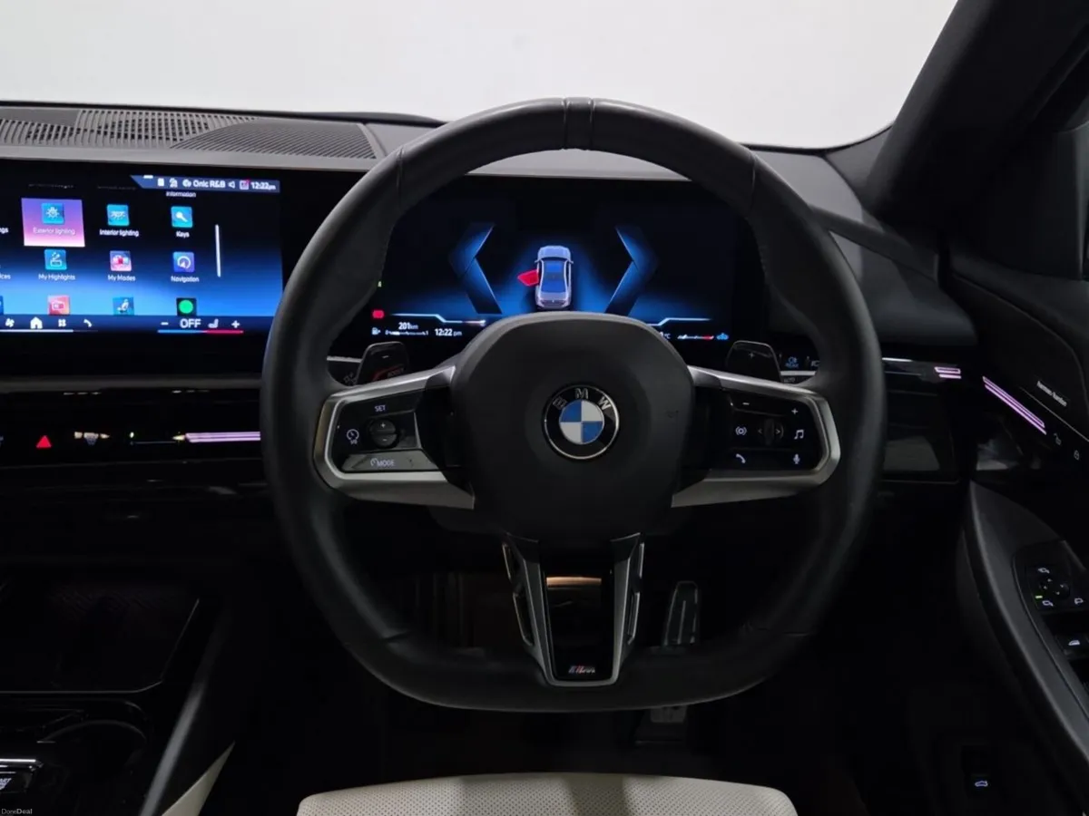BMW 5-Series 520i M Sport Saloon - Image 5