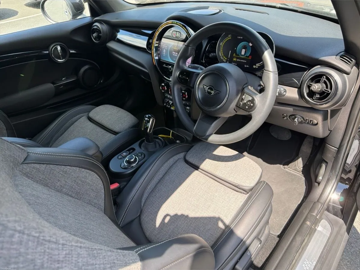 Mini Cooper Electric Level 2 - Image 6